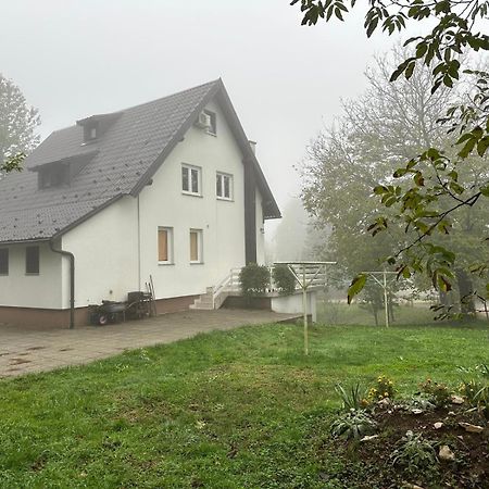 Guesthouse Nikola Plitvička Jezera Eksteriør bilde