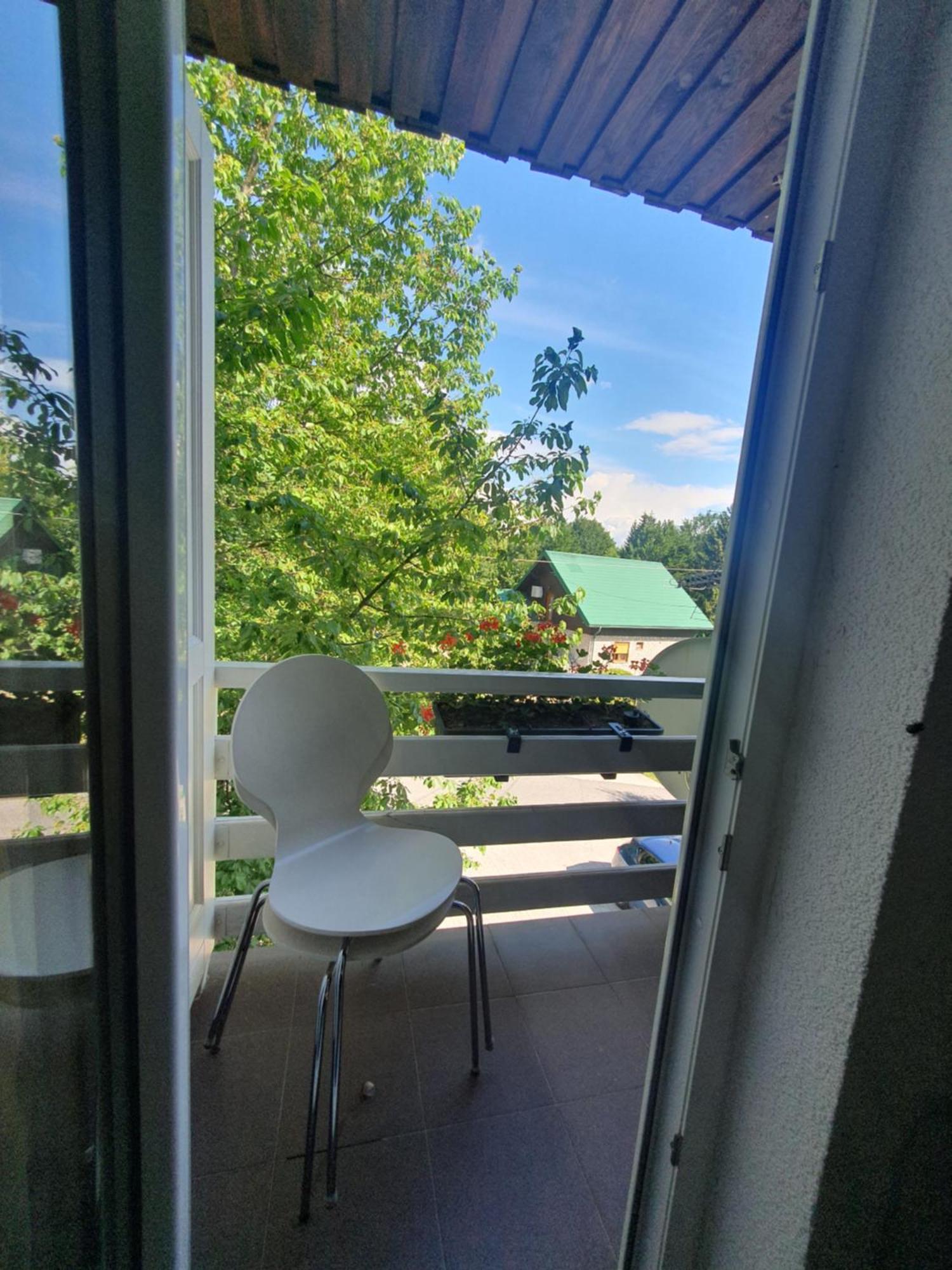 Guesthouse Nikola Plitvička Jezera Rom bilde