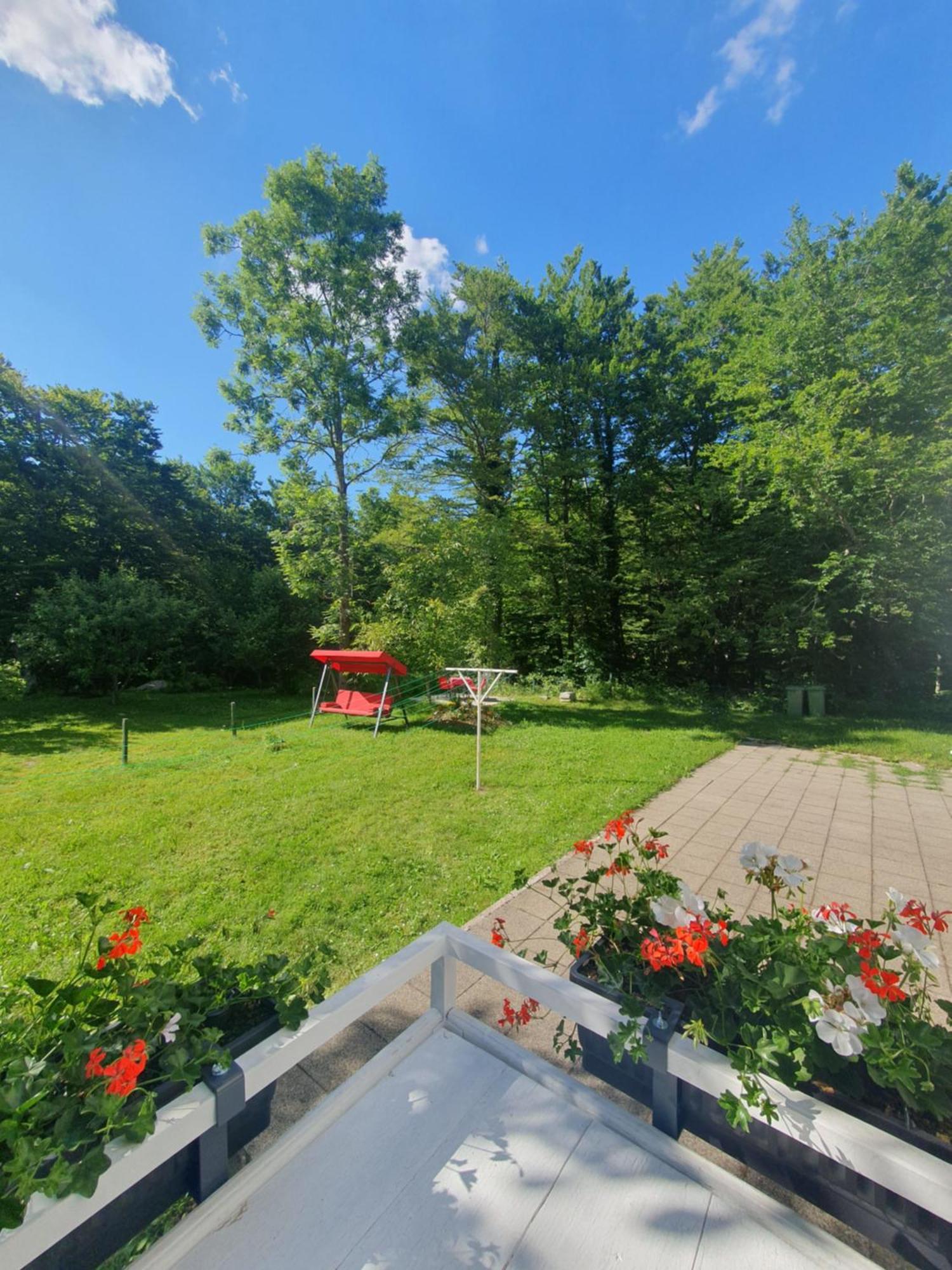 Guesthouse Nikola Plitvička Jezera Eksteriør bilde